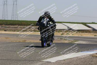 media/Sep-01-2025-Lets Ride (Mon) [[4370d11284]]/B Group/1220pm (Wheelie Bump)/